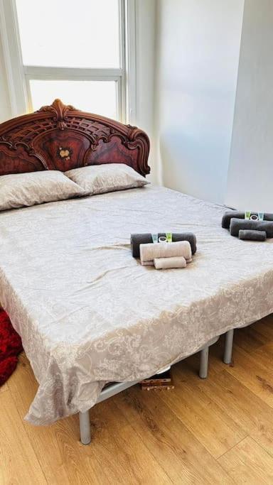 3 Bed House East London Home ภายนอก รูปภาพ